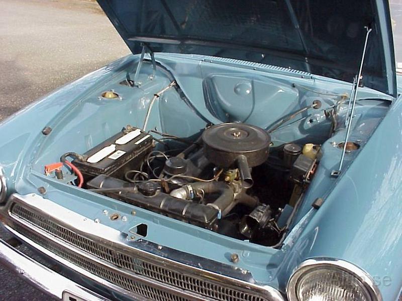 bil441.jpg - Motor rum.