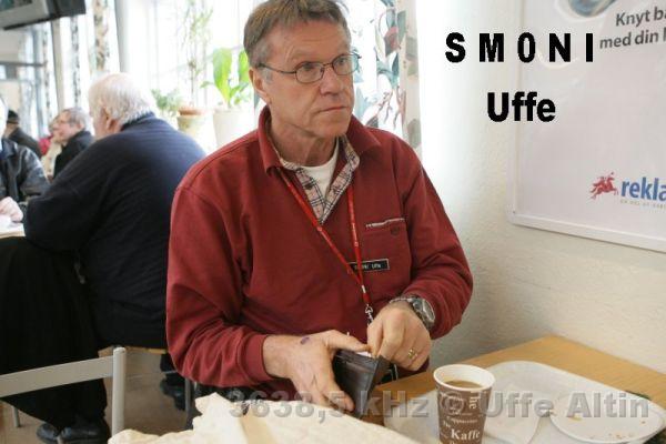 51.jpg - Uffe blir bjuden på kaffe av Bertie. Inga mutor var det här.