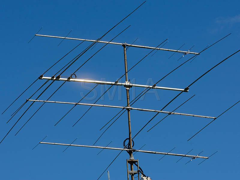 lilla1.jpg - Smal antenna (2x8el I0JXX) for NAC QSO with SM-station. I use 500W in to this system.